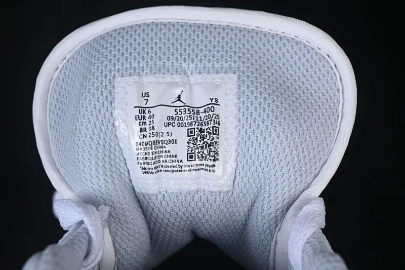 All categories Air Jordan Jordan series basketball shoes Air Jordan 1 Low Air Jordan 1 Low AJ1 Joe 1 white gray blue hook low-top retro cultural basketball shoes 553558-400
